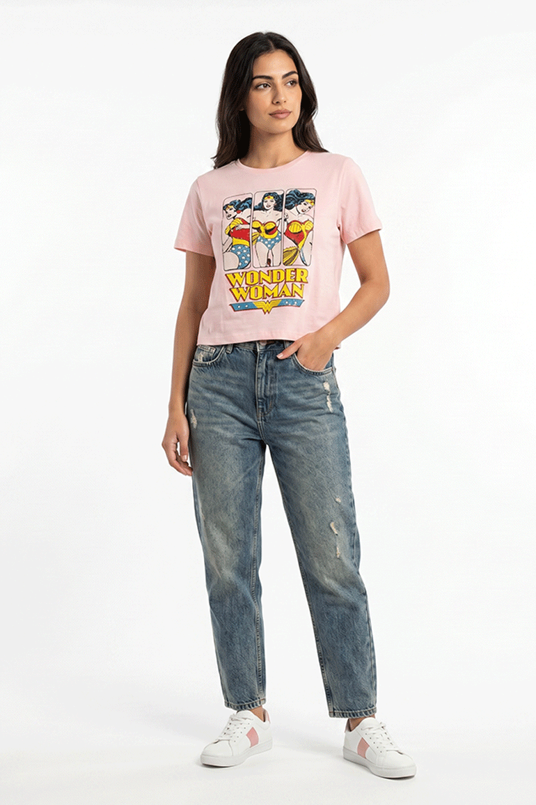 WONDER WOMAN GRAPHIC T-SHIRT FOR WOMEN