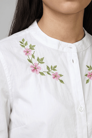 EMBROIDERED BUTTON DOWN SHIRT FOR WOMEN
