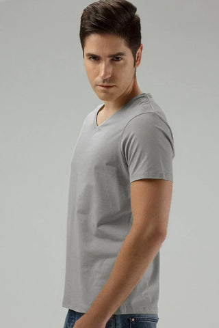 BASIC V-NECK T-SHIRT FOR MEN