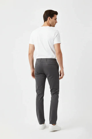 Regular-Fit Chinos Trouser For Men
