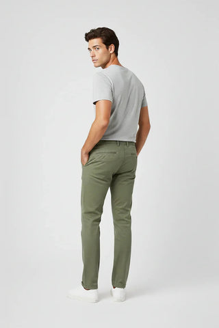 Regular-Fit Chinos Trouser For Men