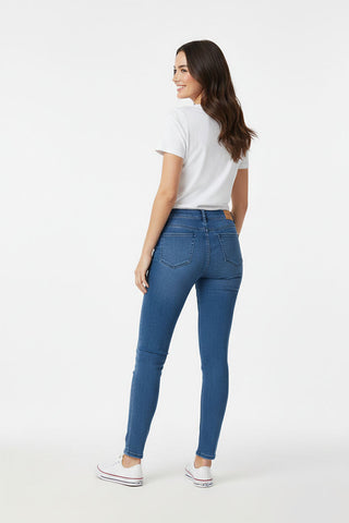 Skinny Fit Jeans For Women