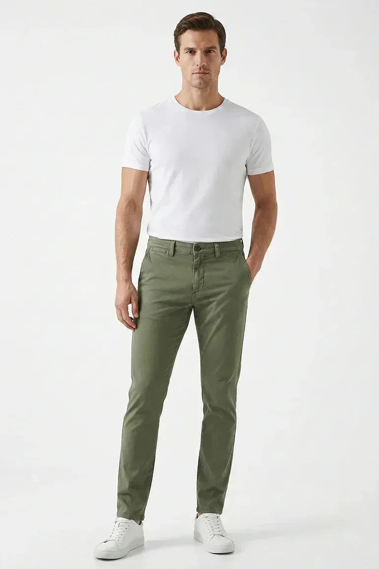 Slim-Fit Chinos Trouser For Men