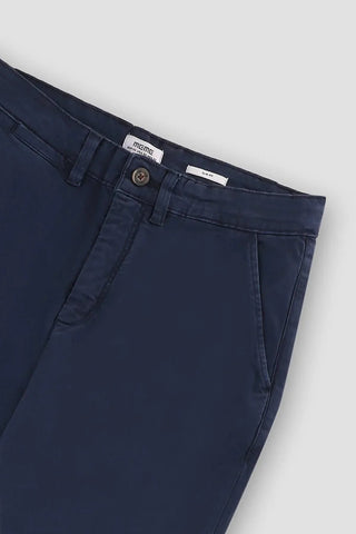 Slim-Fit Chinos Trouser For Men