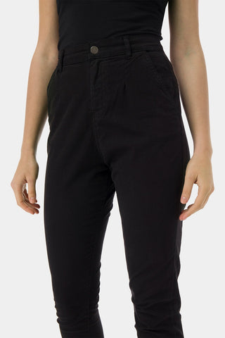 High-Rise Slim Fit Chino